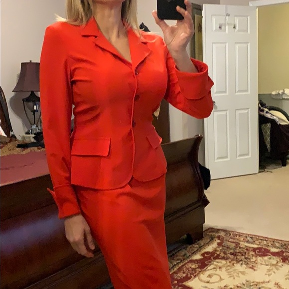 S.L. Fashions Red Suit Size 6 - Picture 2 of 5